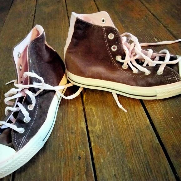 Converse All-Stars Velvety Brown Sz 6 Preowned - Picture 8 of 13